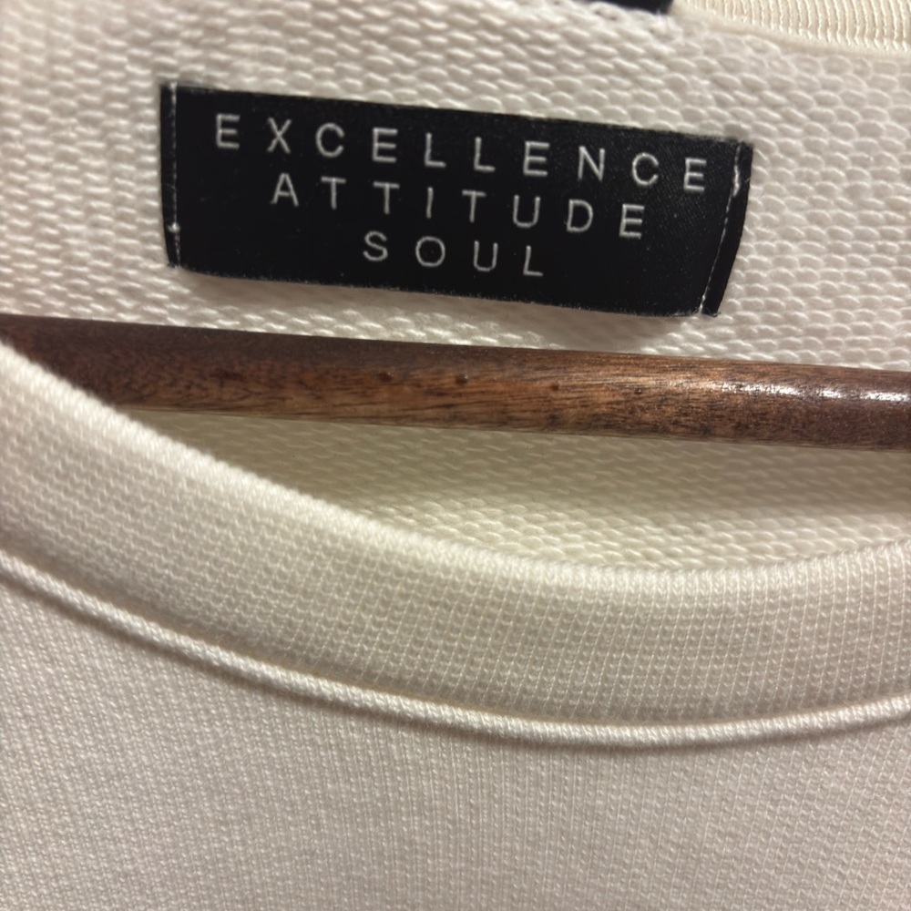 Air Jordan White Sweater - Picture 3 of 4